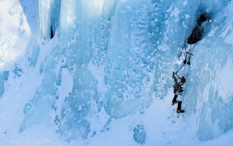 Royal Marines Mountain Leader ice climbing